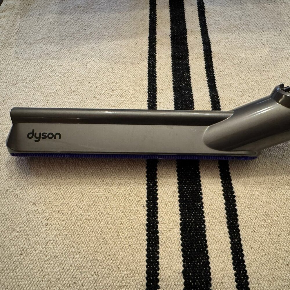 Dyson Carbon Fiber Soft Dusting Brush